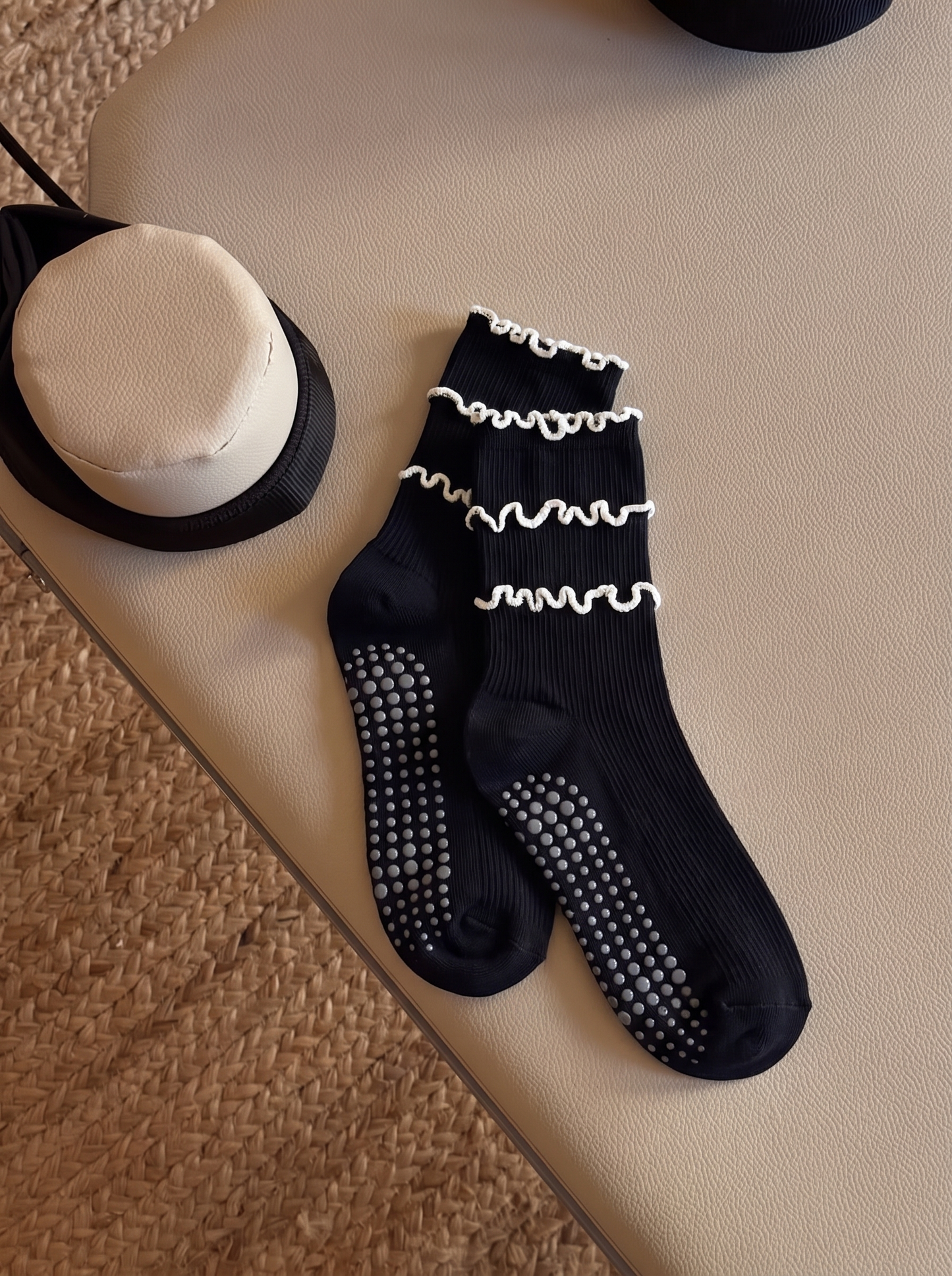 Ruffles Grip Sock - Black