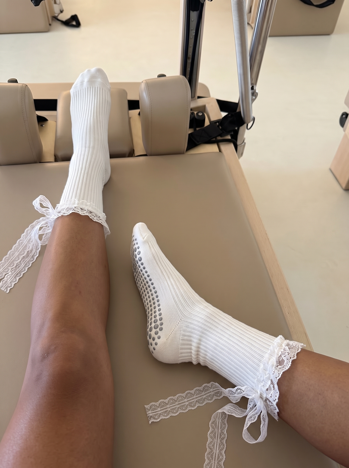 Pointe Grip Sock - White