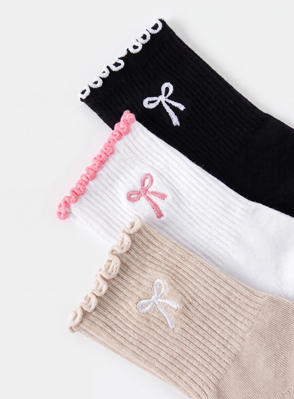 The Trio B - Bow Grip Socks